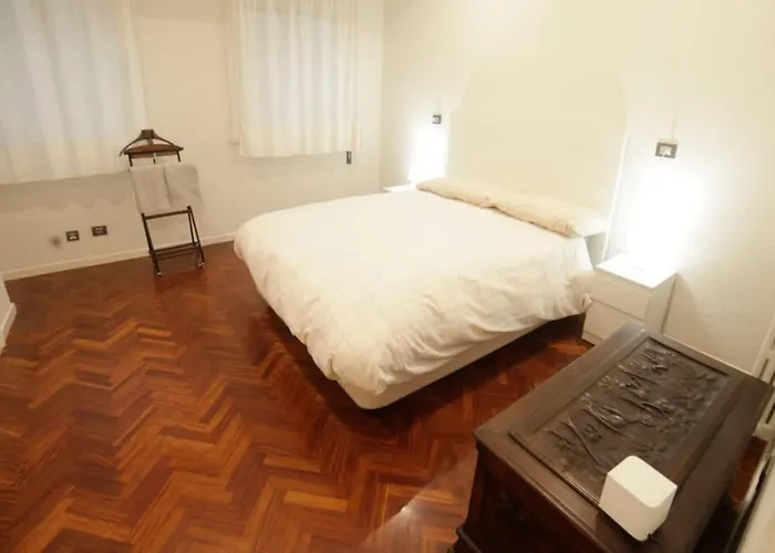 Piso Lujo En Gran Via Con Garaje Vigo