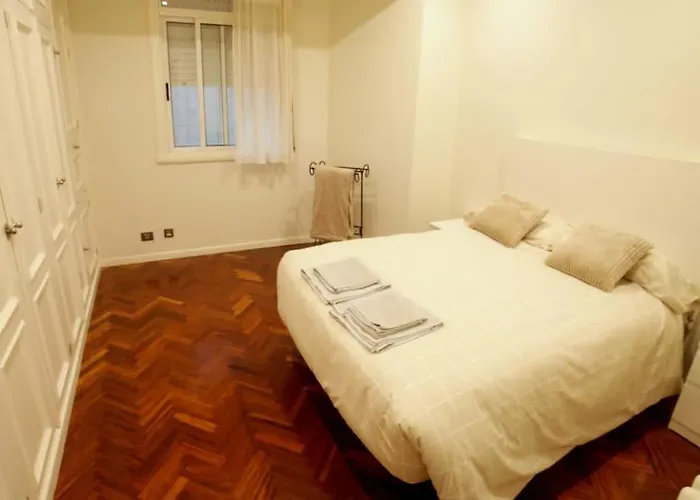 Piso Lujo En Gran Via Con Garaje Vigo